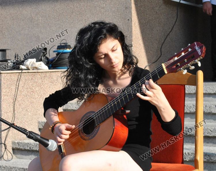 В ПМГ-Хасково учителите решават сами за онлайн часовете