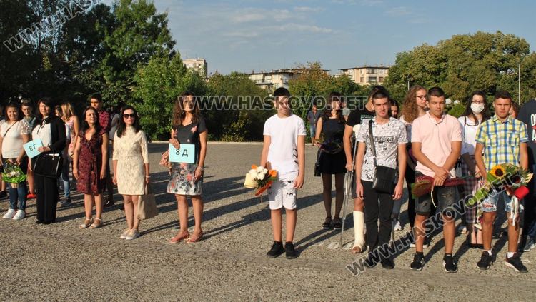 В ПМГ-Хасково учителите решават сами за онлайн часовете