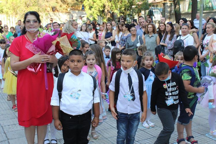 Тържество за първокласници и подготвителни групи в СУ „Паисий Хилендарски“