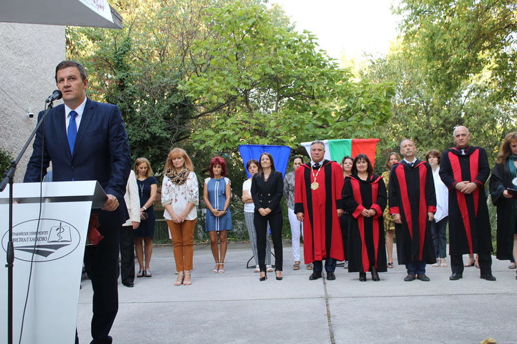 Откриха новата учебна година в Медицинския филиал, предстои ремонт на общежитията