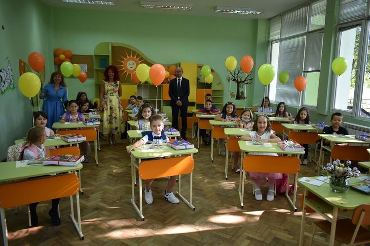 518 първокласници прекрачиха за пръв път прага на училището в община Асеновград