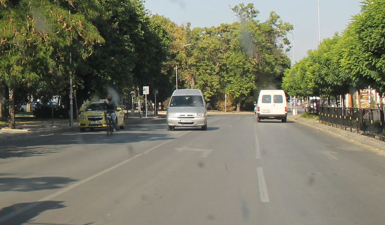 Множество димитровградчани без фарове и на първия учебен ден