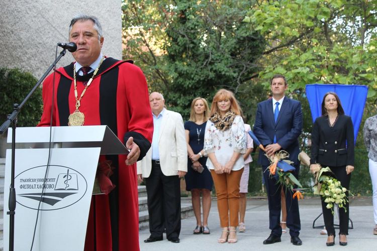 Откриха новата учебна година в Медицинския филиал, предстои ремонт на общежитията