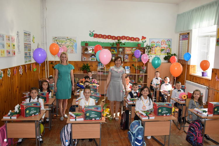 Откриха новата учебна година в СУ „Васил Левски“ в Ардино в условия на пандемия от COVID-19