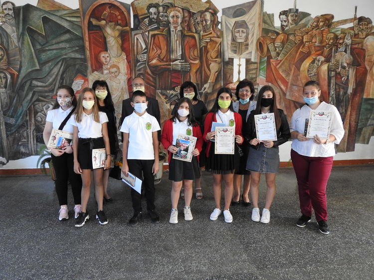 Ученици от СУ"В.Левски"-Крумовград спечелиха национални награди от конкурс за Втората световна война