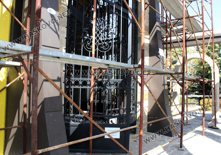 Започна ремонт на Камбанарията за 8 436 лева