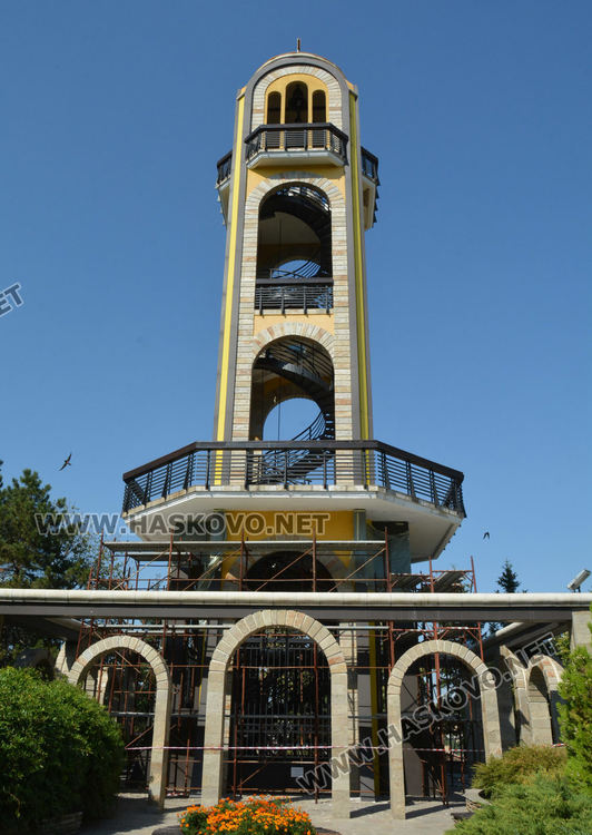 Започна ремонт на Камбанарията за 8 436 лева