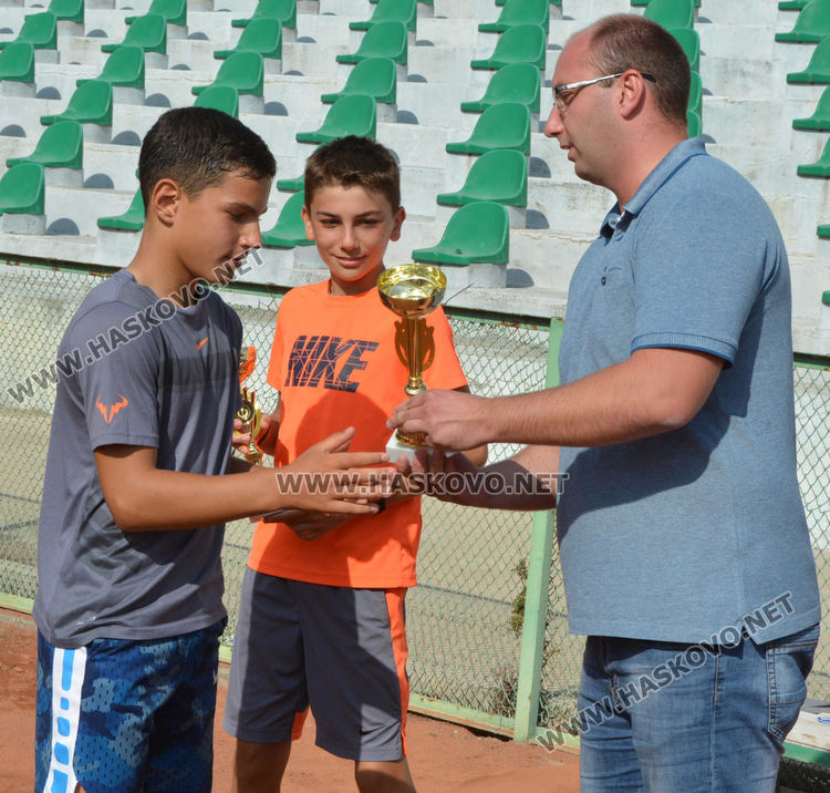 Борислав и Валентин