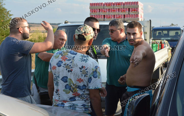 Камион се запали по пътя между Хасково и Димитровград