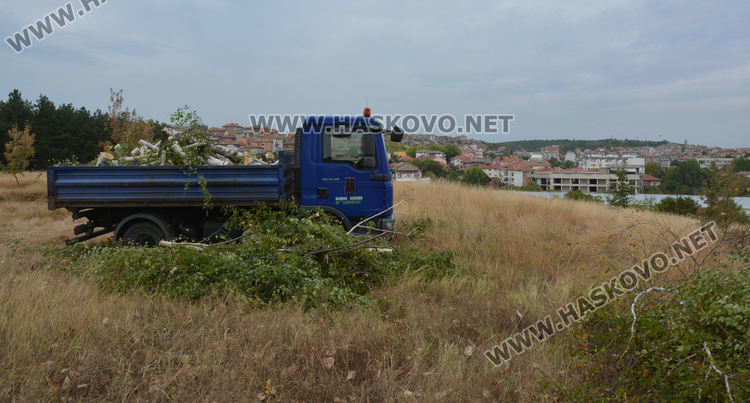 С 11 дка разширяват Македонските гробища, завърши ремонтът на траурната зала