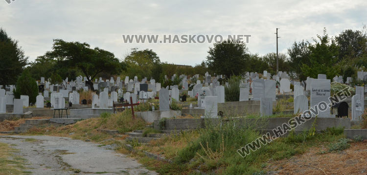 С 11 дка разширяват Македонските гробища, завърши ремонтът на траурната зала