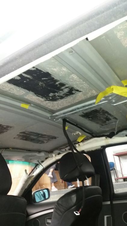 Задържаха младеж с над 9 кг марихуана, скрита в тавана на хасковско БМВ