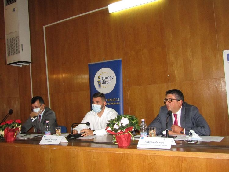 Областният съвет обсъди възможностите за инвестиции и растеж в региона, съгласно новата финансова рамка на Европейския съюз