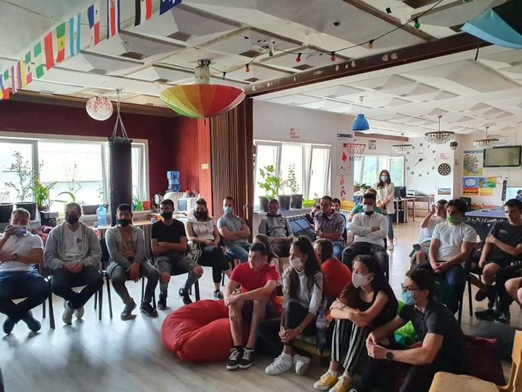 Бюджетът на младежката програма „Еразъм+“ се удвоява