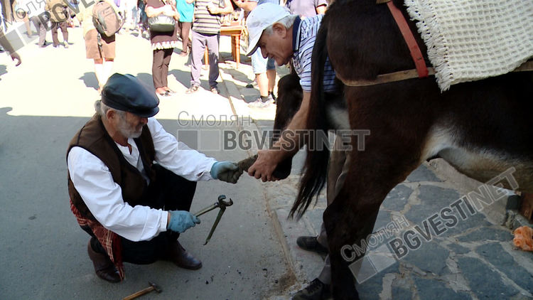 Златоград отново се върна с век назад в пазарния си ден