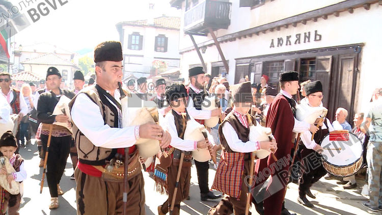 Златоград отново се върна с век назад в пазарния си ден