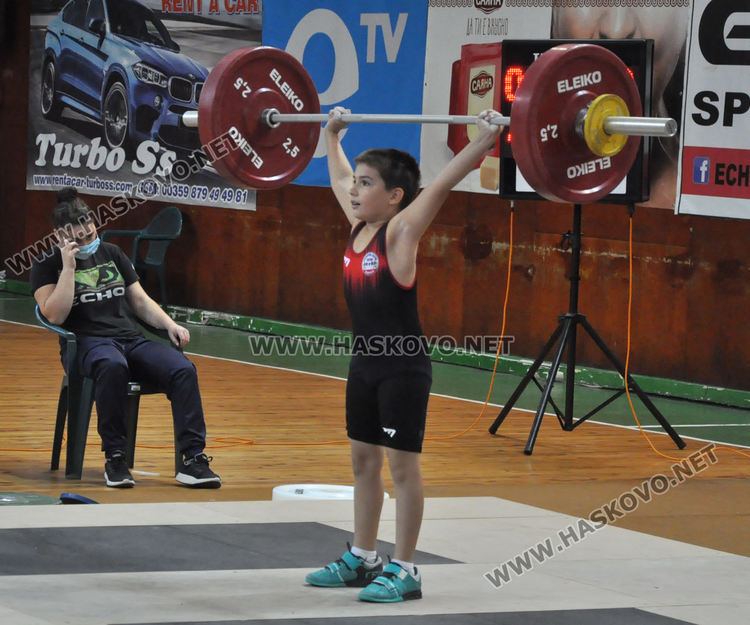 Хасково е домакин на Държавното първенство по вдигане на тежести