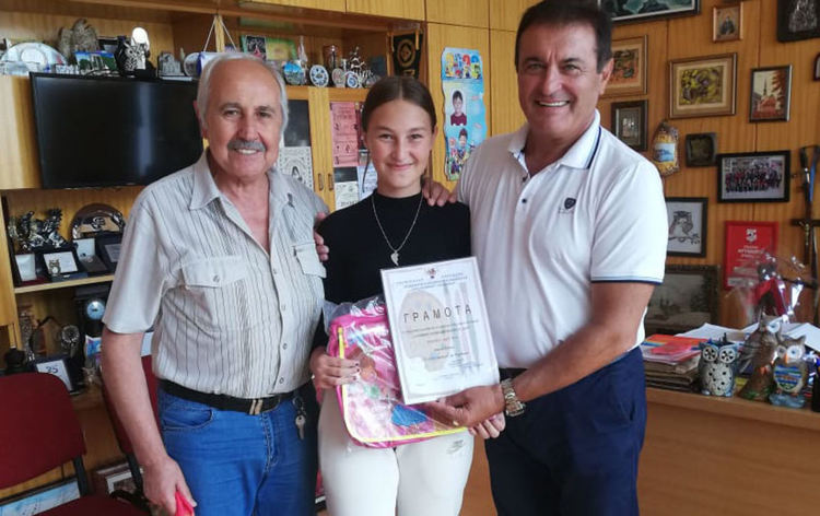 Дамла Тасим на първо място в конкурса "С очите си видях бедата"