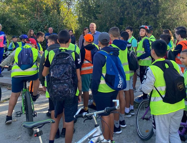 115 ентусиасти се включиха в колопохода до Бряговския язовир