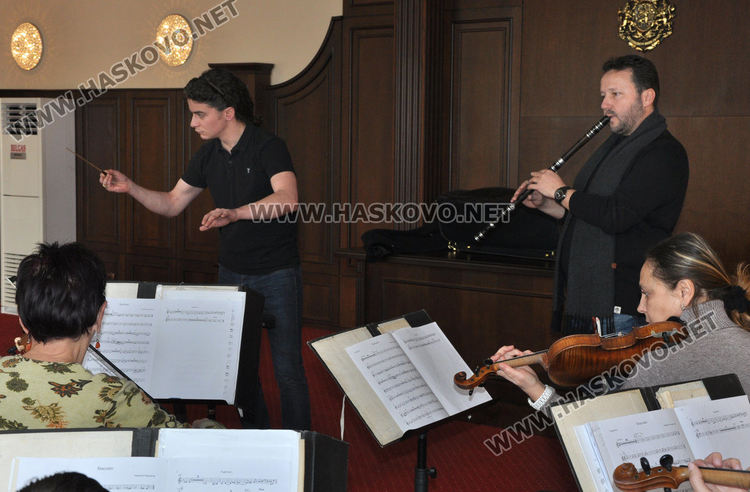 Недялко Недялков като солист в проект с Камерния орекестър на Хасково 