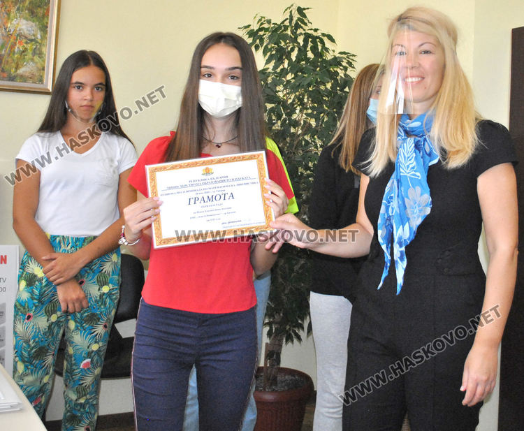 Ученици от ПМГ с престижно класиране в национални олимпиади и турнир