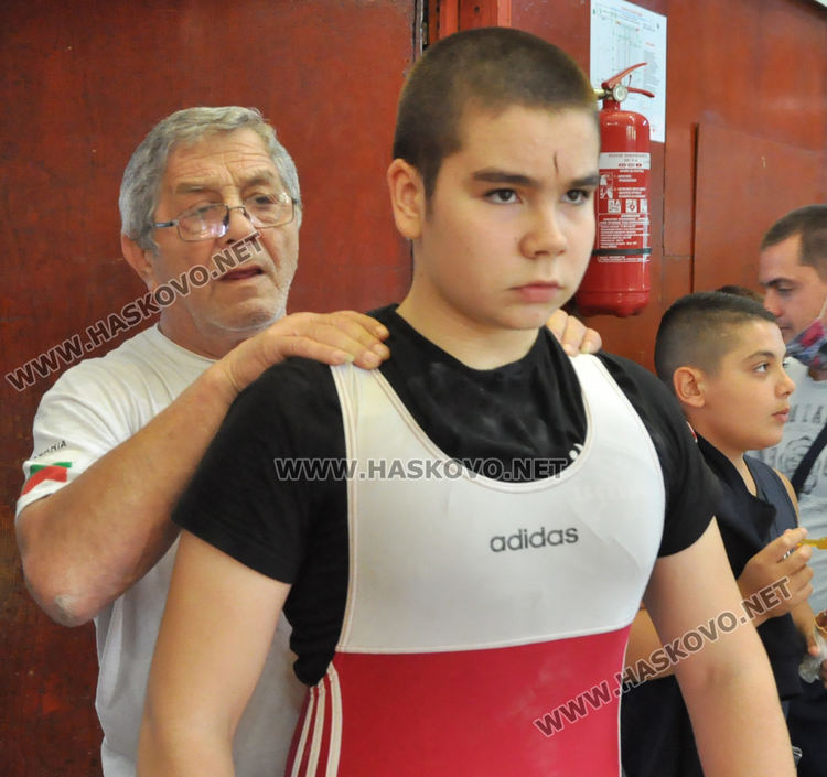 Злато и сребро за хасковските щангисти от Държавното първенство