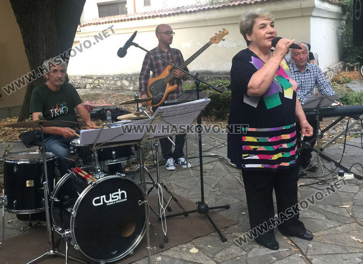 Мария Арнаудова