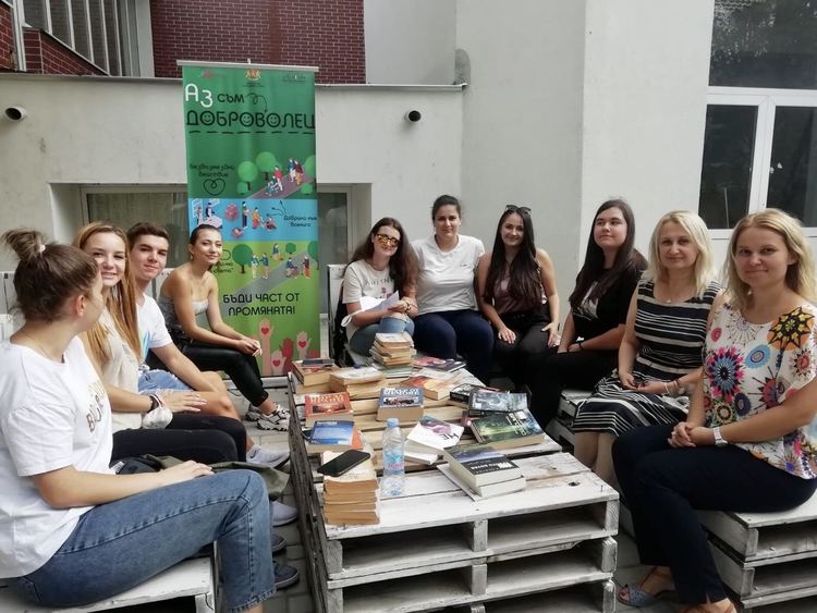 Ученици от Кърджали събират книги за българската общност в Одрин