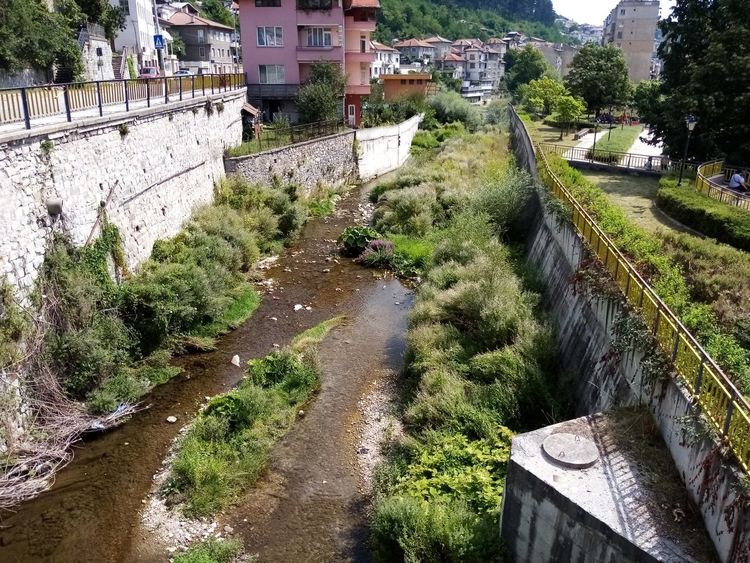 Тонове наноси извадиха от река Бяла, речното корито вече е почистено