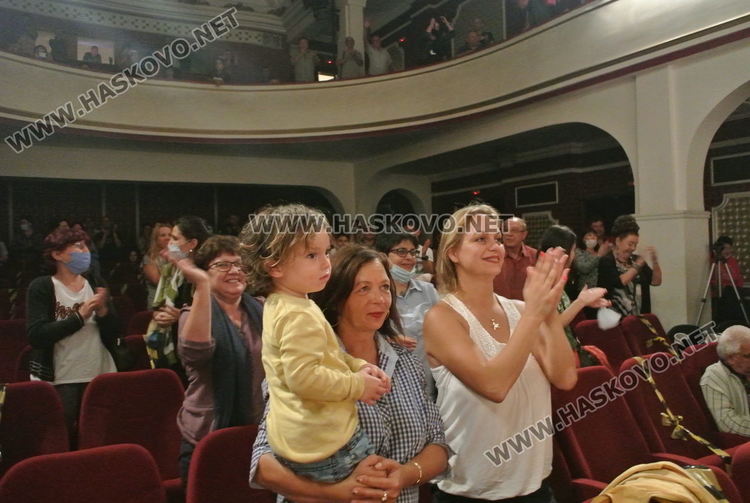 Брилянтен Васил Петров вдигна публиката на Хасково джаз  на крака