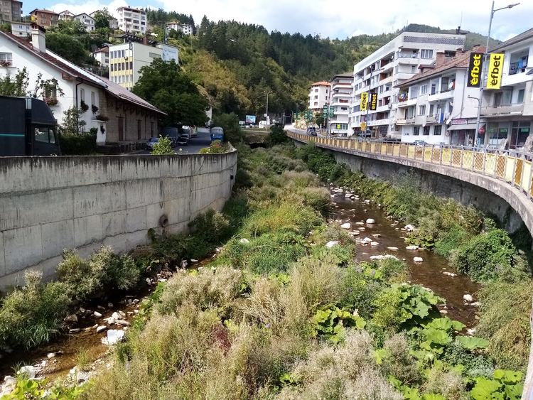 Тонове наноси извадиха от река Бяла, речното корито вече е почистено