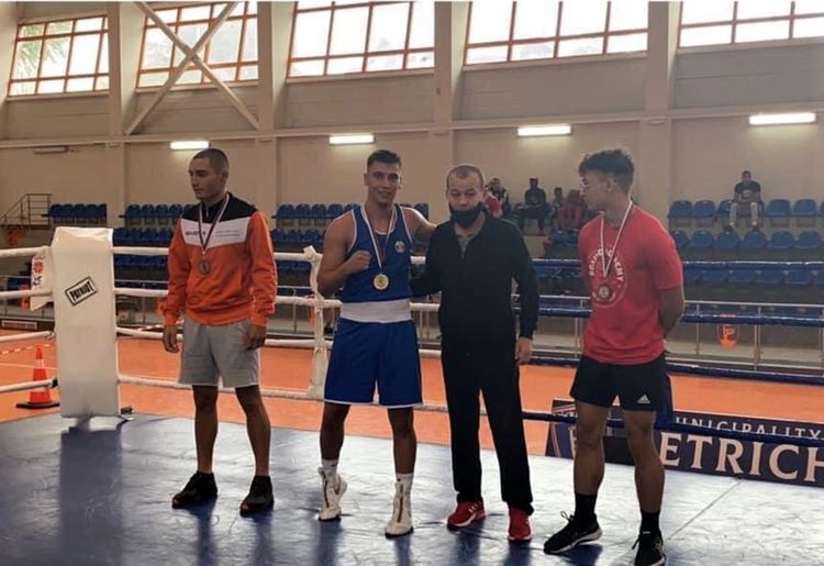 Шакир Тодоров и Емирджан Мехмед „златни“ на Държавното  по бокс