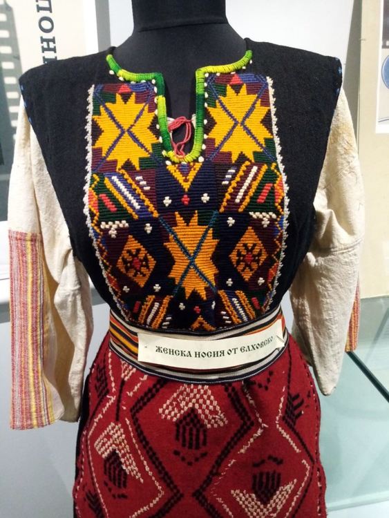 За Хайдушките празници в Чепеларе показват носии от филма "Капитан Петко войвода"