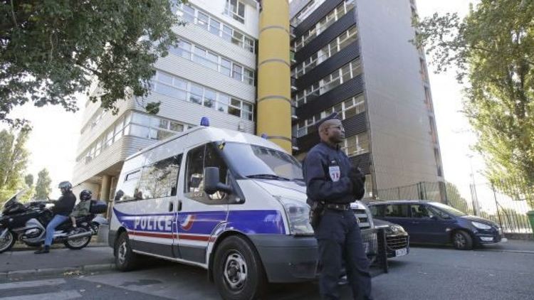 Във Франция е арестуван българин, заподозрян за близо 200 обира