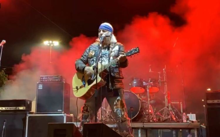 Ден 81: Нека бъде светлина! И Васко Кръпката поиска #Оставка