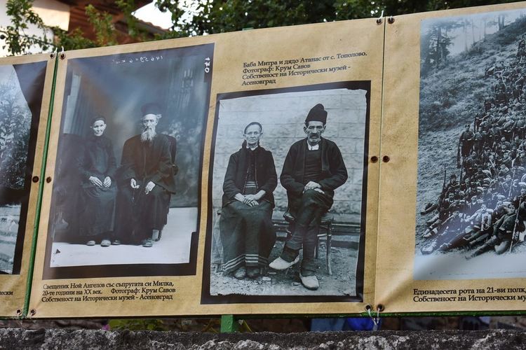 Асеновград 100 години назад в миналото с уличния ретро фестивал