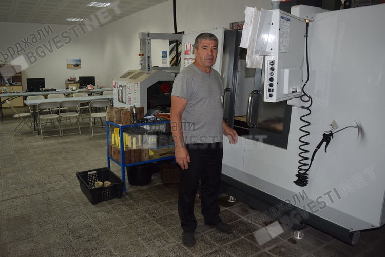 "Кяшиф"ЕООД, гр.Джебел открива нов завод за хидравлични цилиндри,търси персонал за следните позиции: