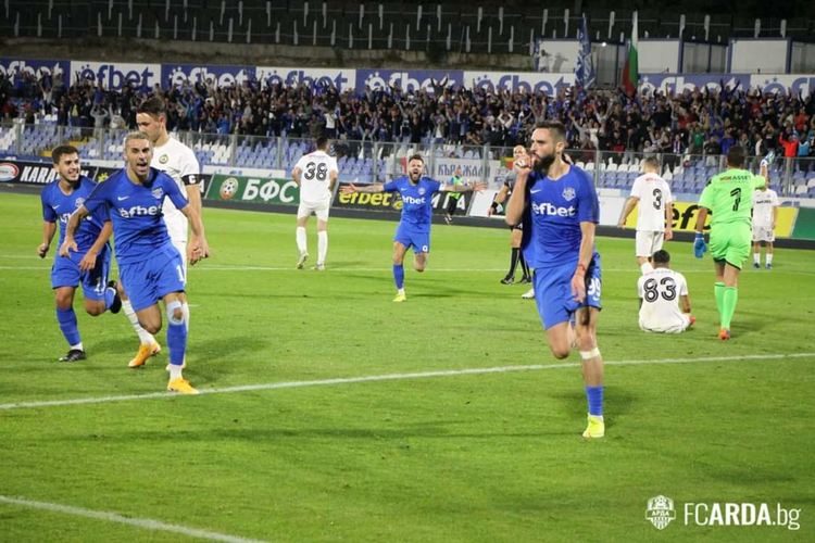 АРДА продаде голмайстора си