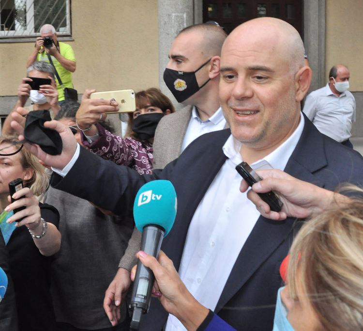 Евродокладът за България: Главният прокурор е все още безконтролен и политици притежават медии