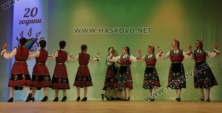 Младежкият център в Хасково отбеляза 20 години юбилей с голям концерт