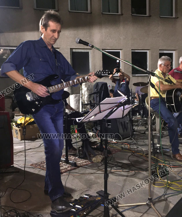 Млади гайдари и рокаджии откриха Втората музикантска среща в Хасково