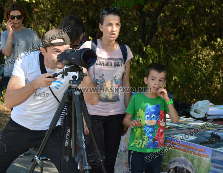 Хасковлии наблюдаваха птиците в „Кенана“