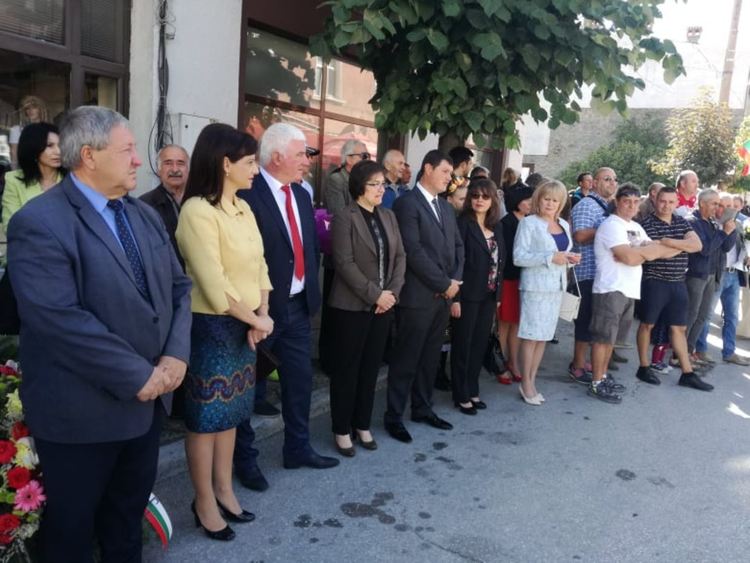 Чепеларе посрещна Капитан Петко войвода, хайдушките празници продължиха с народно веселие