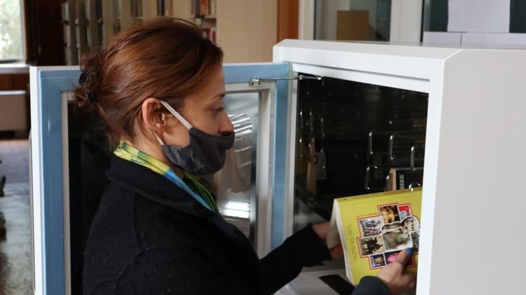 Хасковската библиотека получи стерилизатор за книги