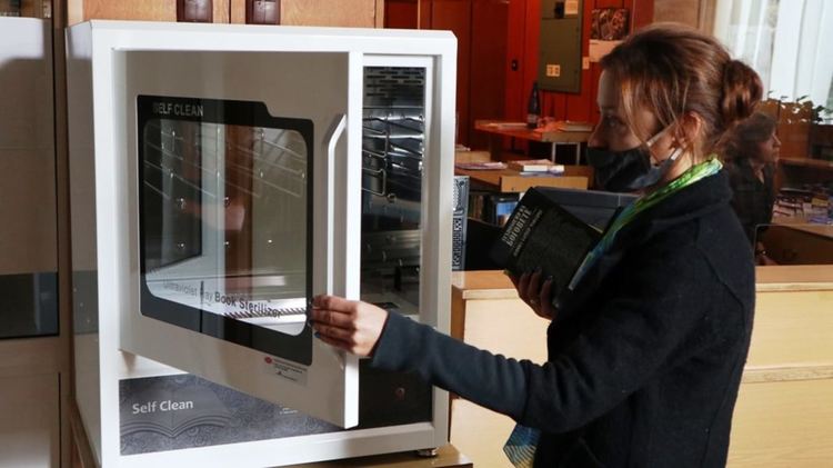 Хасковската библиотека получи стерилизатор за книги