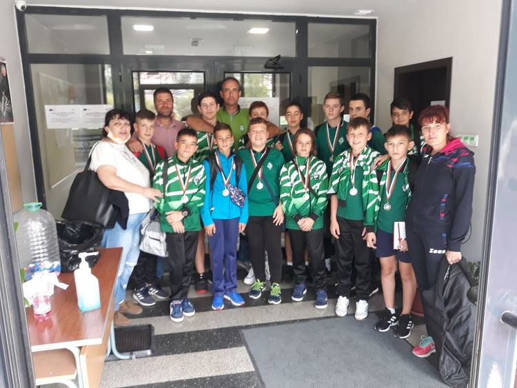 Волейболистите на "Родопа" са сребърни медалисти от Държавното първенство за момчета до 13 години