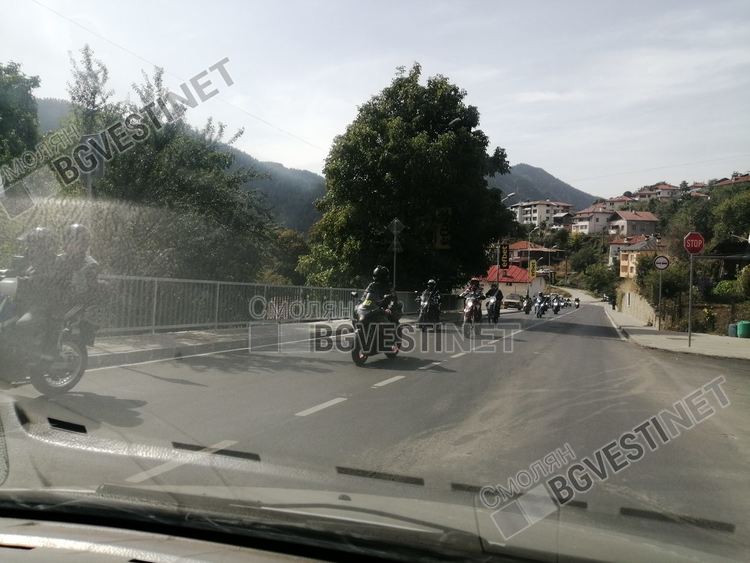 С шествие мотористи от цялата страна закриха мотосезона в Смолян