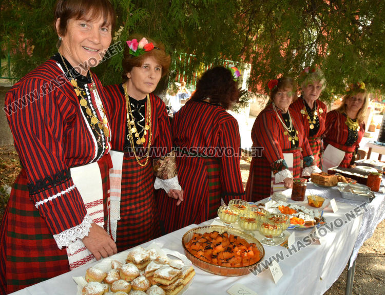 27,5 кг тиква показаха на Празника на тиквата в Горски извор