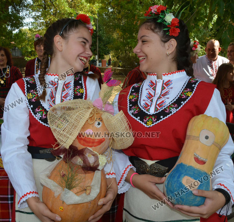 27,5 кг тиква показаха на Празника на тиквата в Горски извор