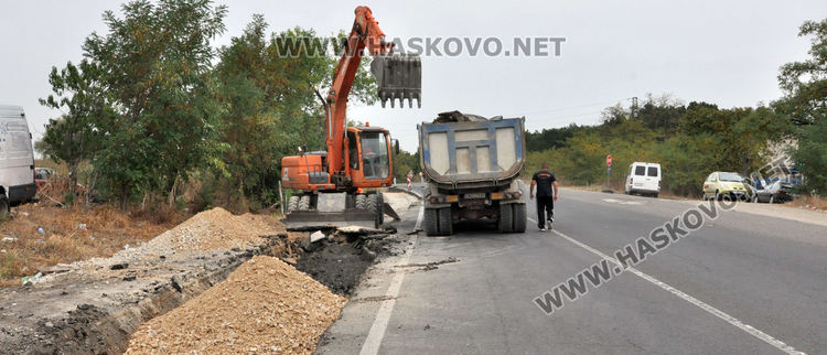 Разширяват пътя край Хасково, на разклона за Войводово